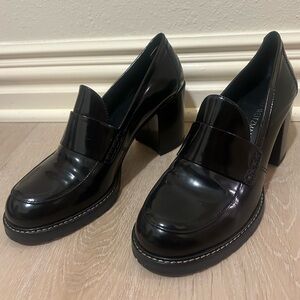 Stuart Weitzman Black Leather Loafers Never Worn
